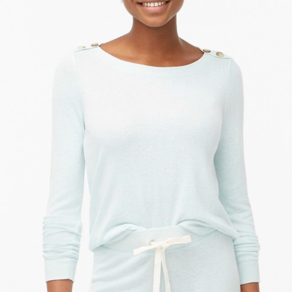 Button-shoulder top in signature cozy yarn - Picture 2 of 4